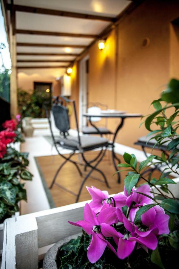 Roma, Deliziosa Casa Indipendente Immersa Nel Verde Villa Bagian luar foto